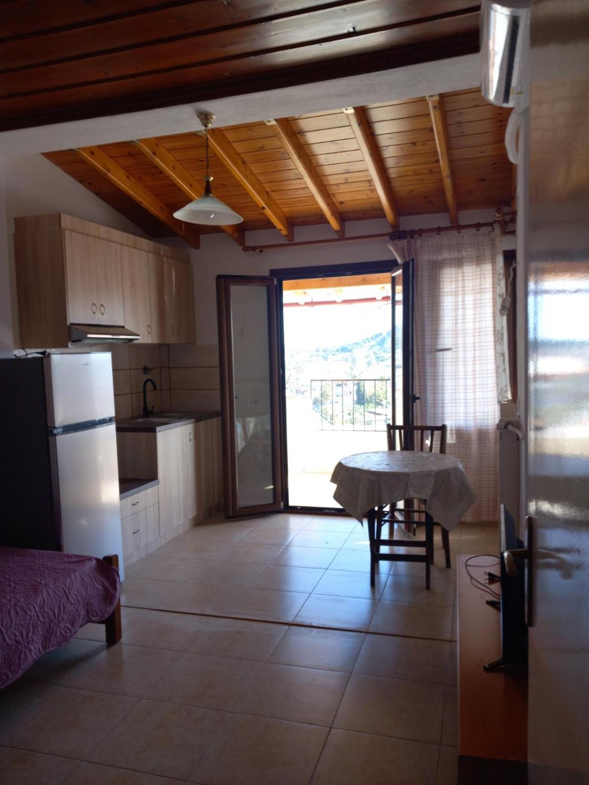 Katerinas Apartmens Skiathos-Stadt Exterior foto